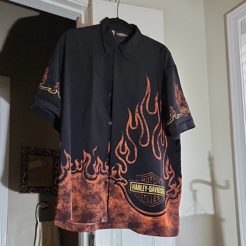 Harley-Davidson Black and Orange Casual Button Down Shirt
